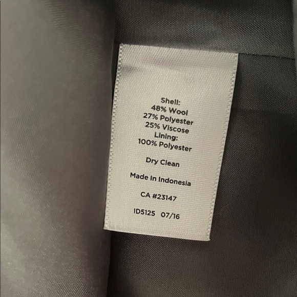 Talbots Classic Gray Like New Wool Skirt Double Lined Size 6P Work/Staple - Picture 4 of 6